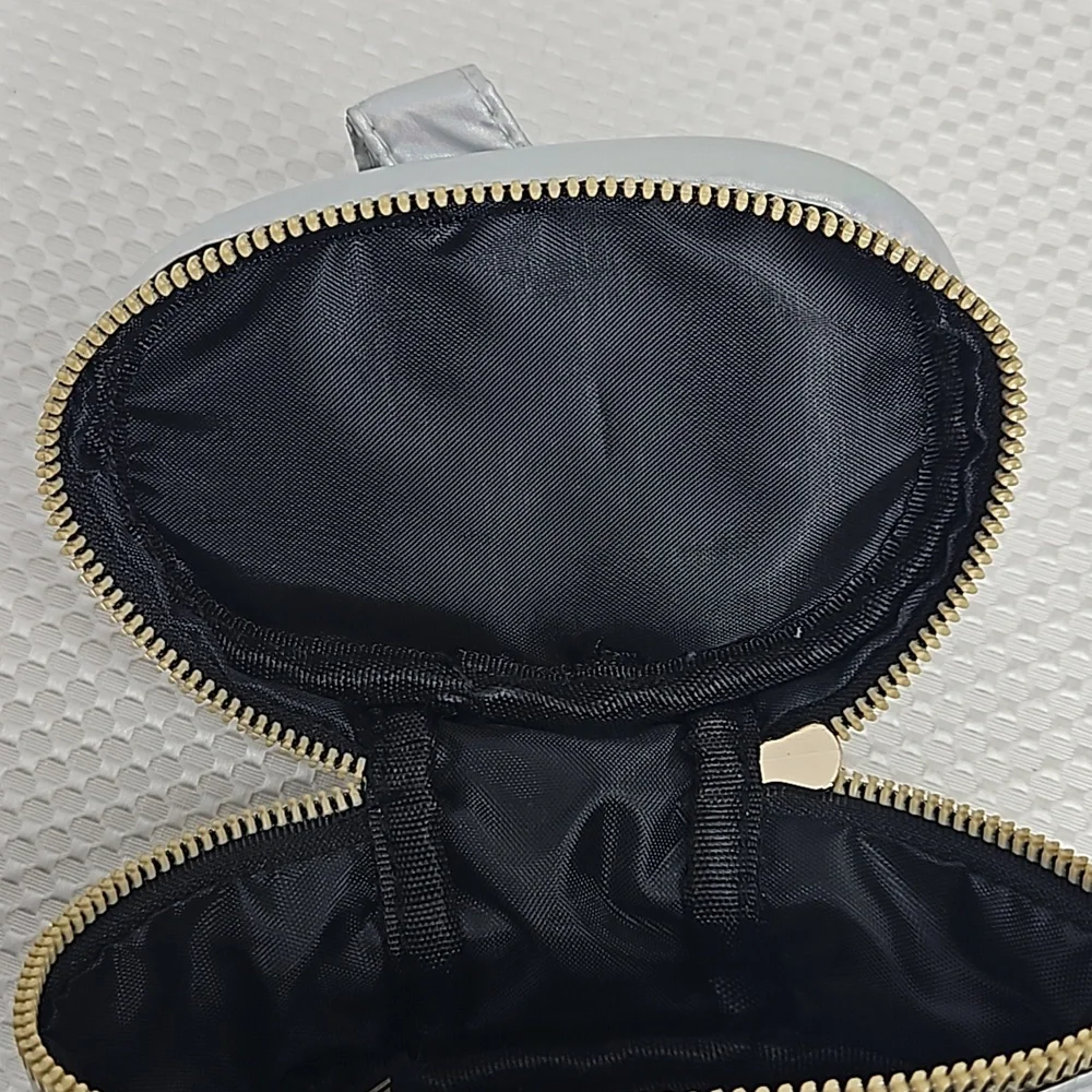 AIMEE KESTENBERG SILVER MAKE-UP CASE